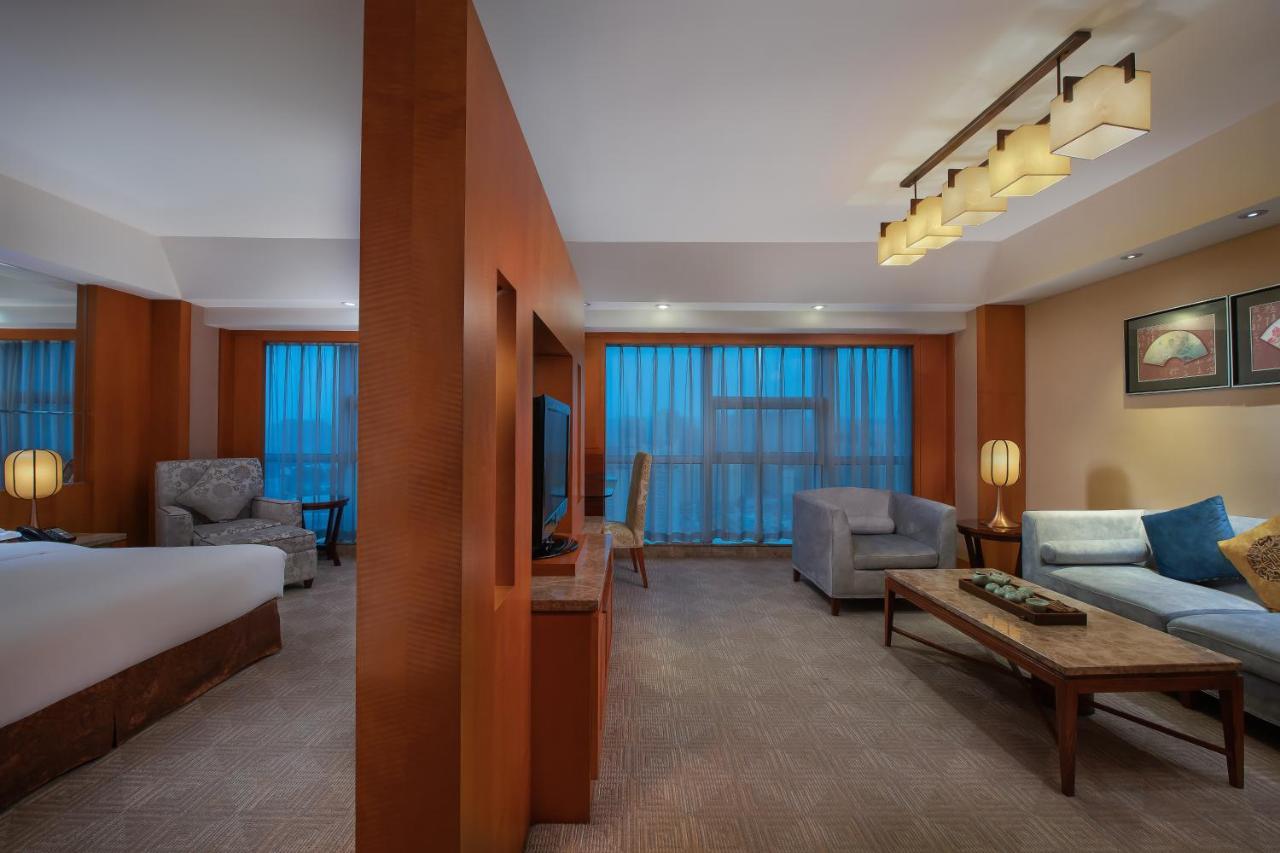 Empark Grand Hotel Xi'An Xi'an  Exterior photo
