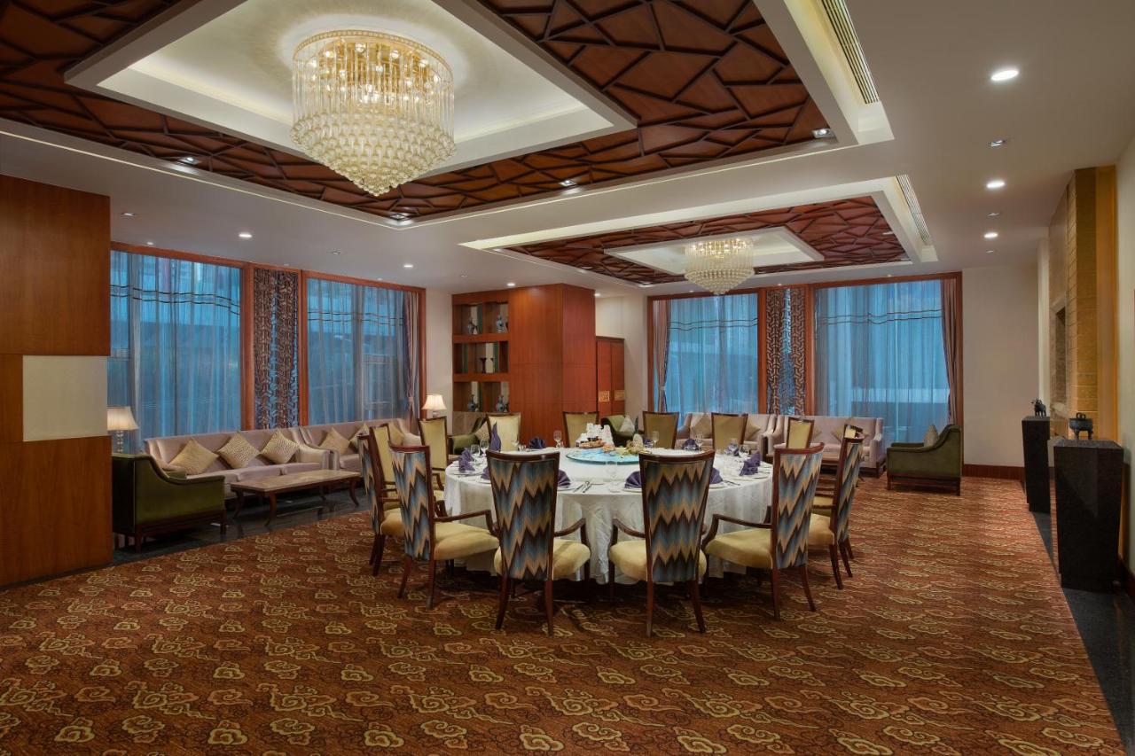 Empark Grand Hotel Xi'An Xi'an  Exterior photo