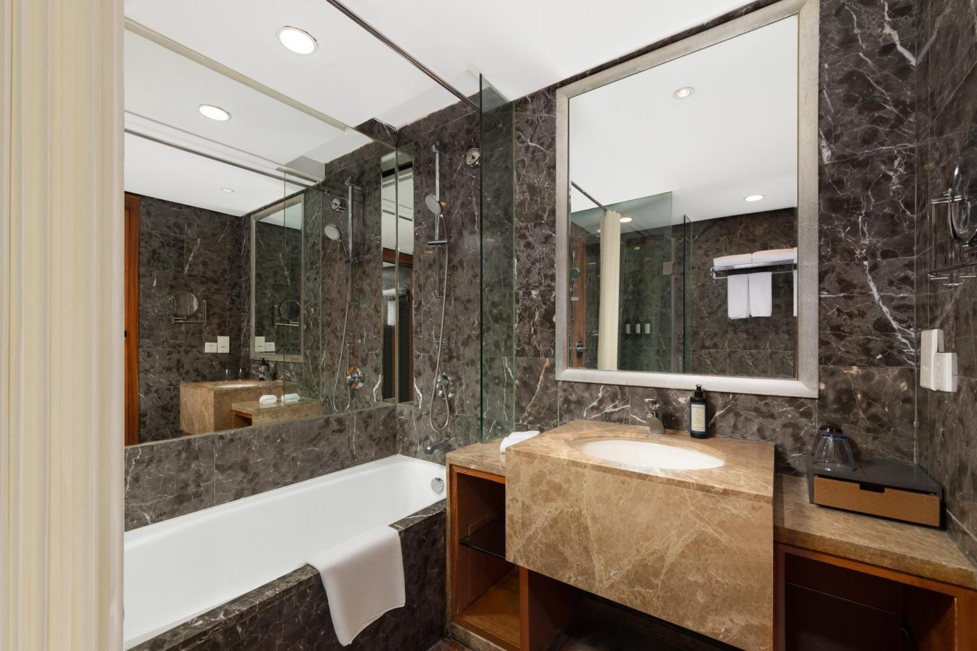Empark Grand Hotel Xi'An Xi'an  Exterior photo